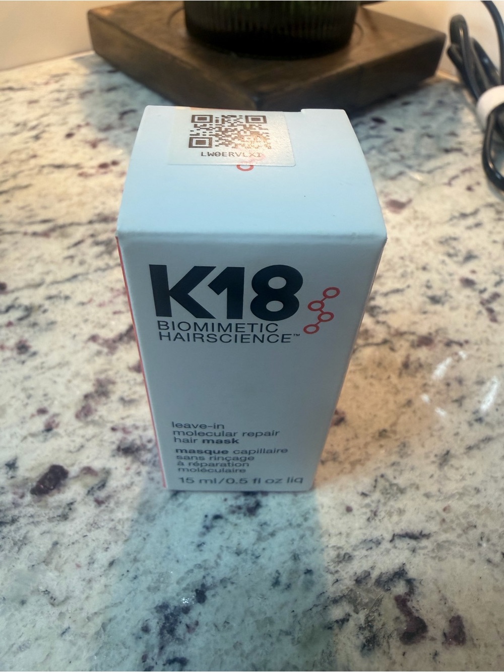K18 Biomimetic Hairscience Leave-In Molecular Repair Hair Mask